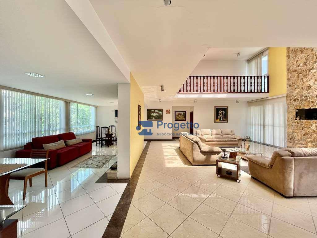 Casa de Condomínio à venda e aluguel com 6 quartos, 1200m² - Foto 5