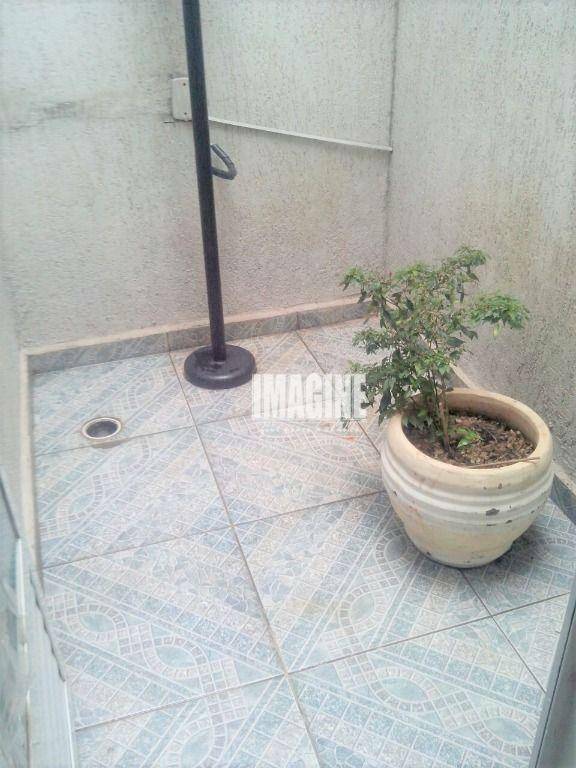 Sobrado à venda com 3 quartos, 180m² - Foto 17