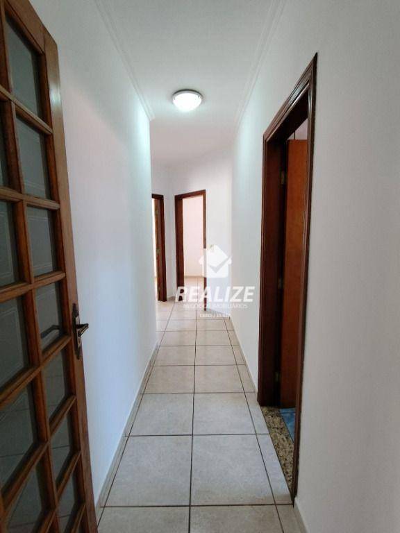 Casa à venda com 3 quartos, 144m² - Foto 11