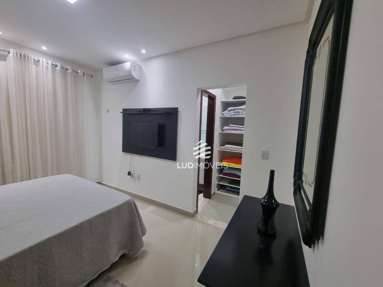 Casa de Condomínio à venda com 4 quartos, 265m² - Foto 34