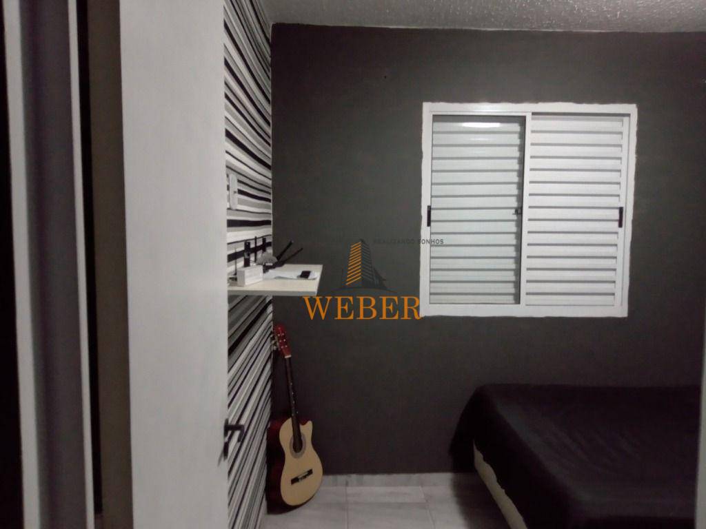 Apartamento à venda com 2 quartos, 44m² - Foto 12