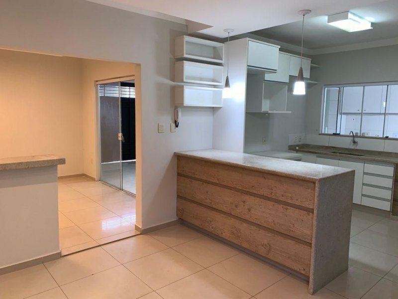 Casa à venda com 3 quartos, 150m² - Foto 8