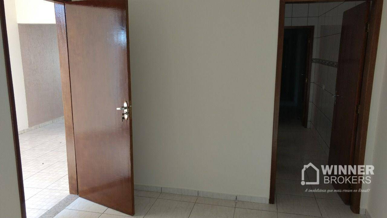 Casa à venda com 3 quartos, 86m² - Foto 2