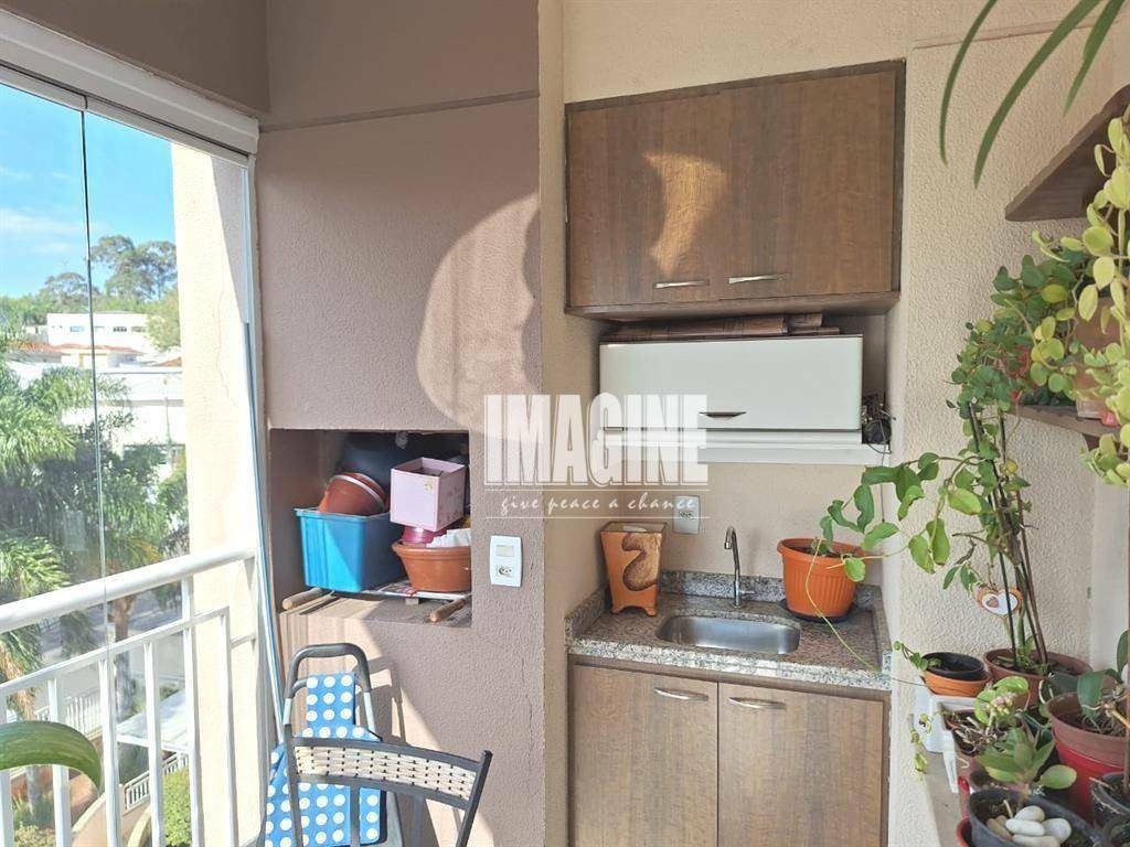 Apartamento à venda com 3 quartos, 108m² - Foto 3