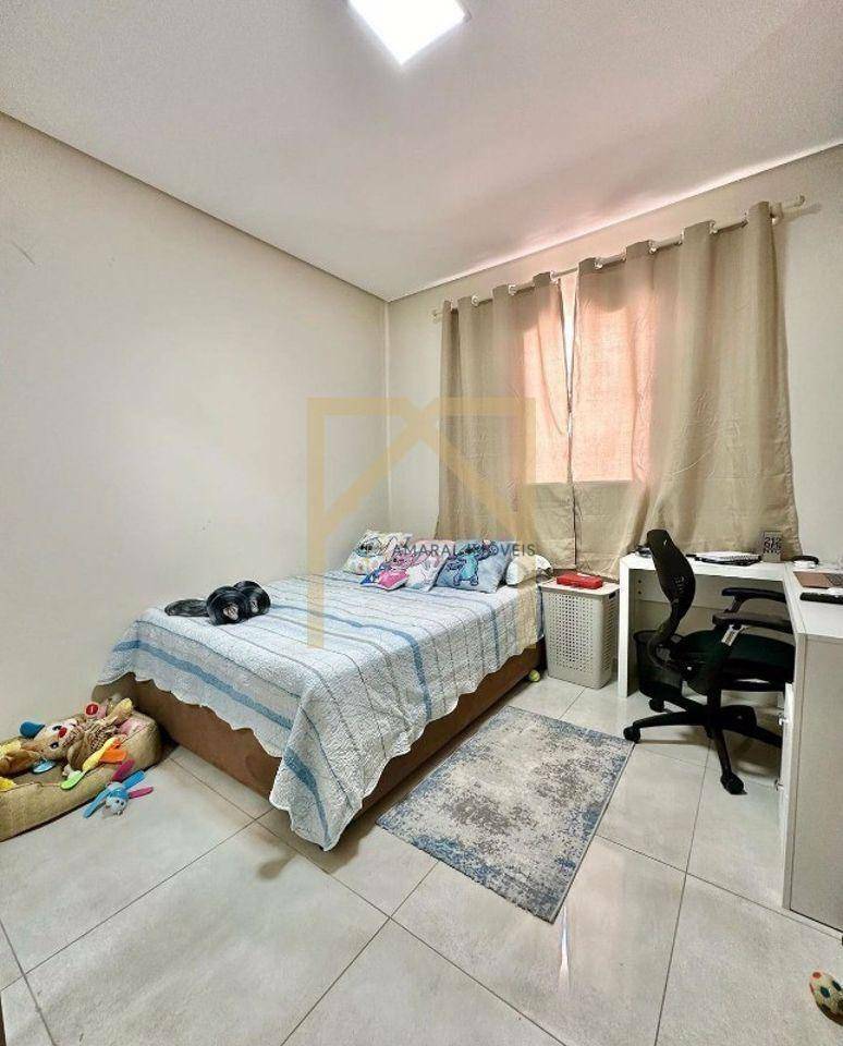 Casa à venda com 2 quartos, 106m² - Foto 3