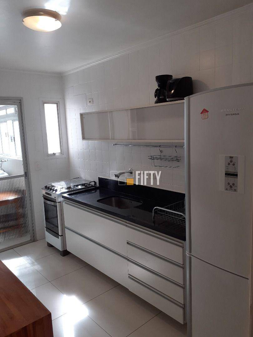 Apartamento para alugar com 2 quartos, 81m² - Foto 11