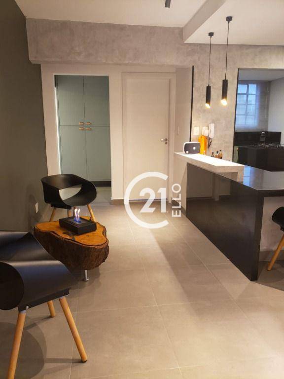 Apartamento à venda com 3 quartos, 150m² - Foto 5