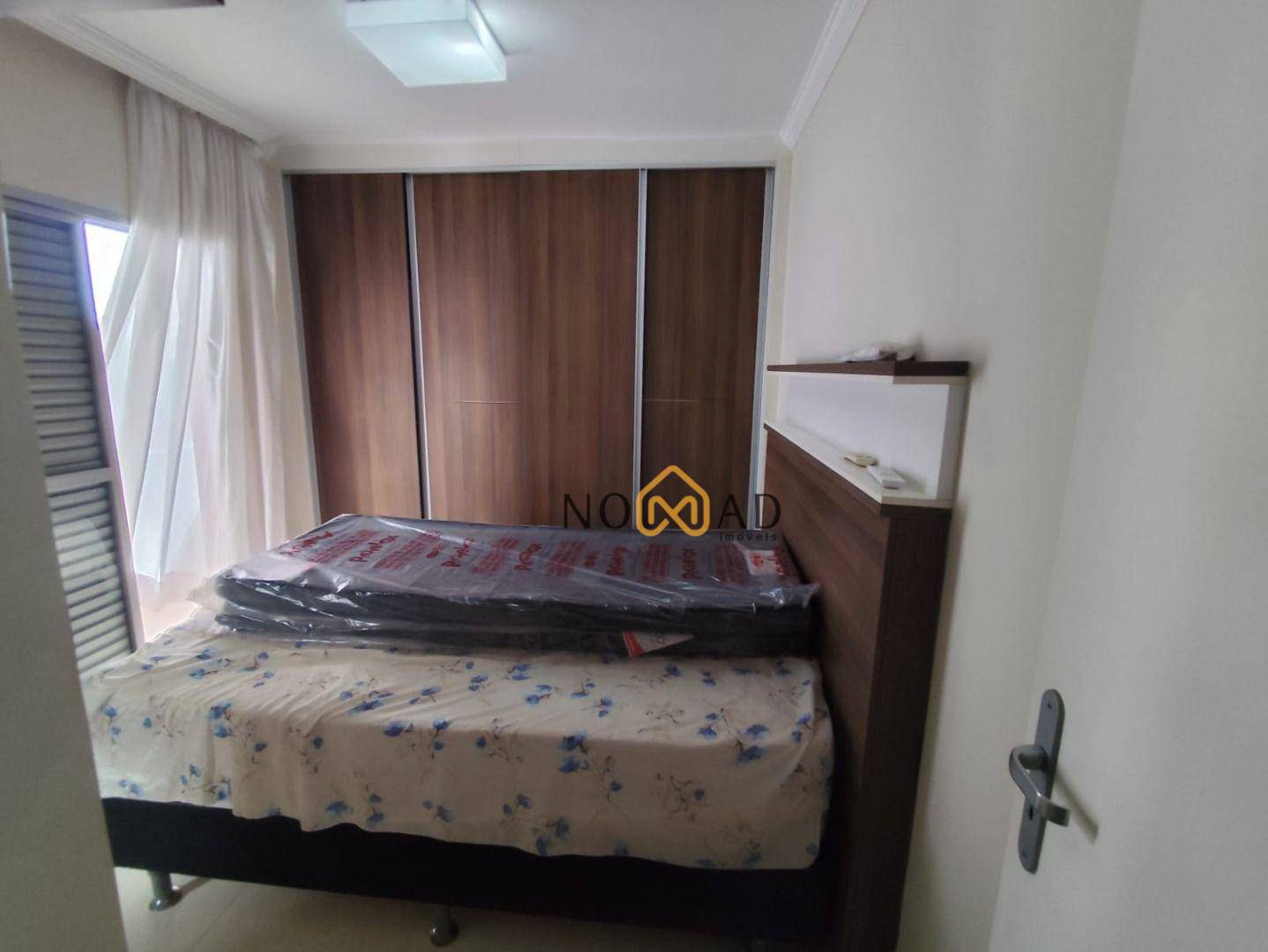 Apartamento à venda com 2 quartos, 80m² - Foto 13