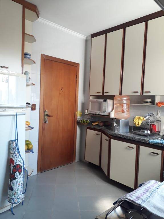 Apartamento à venda com 3 quartos, 153m² - Foto 24