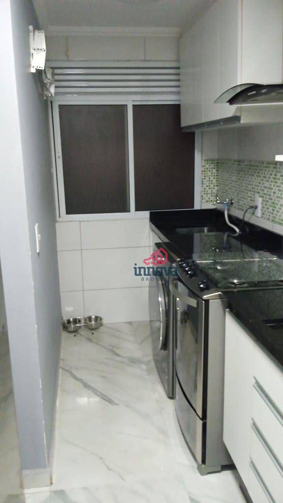 Apartamento à venda com 2 quartos, 42m² - Foto 3