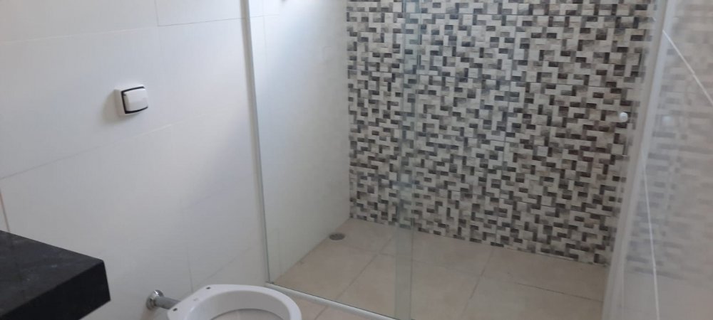 Casa à venda com 2 quartos, 70m² - Foto 11