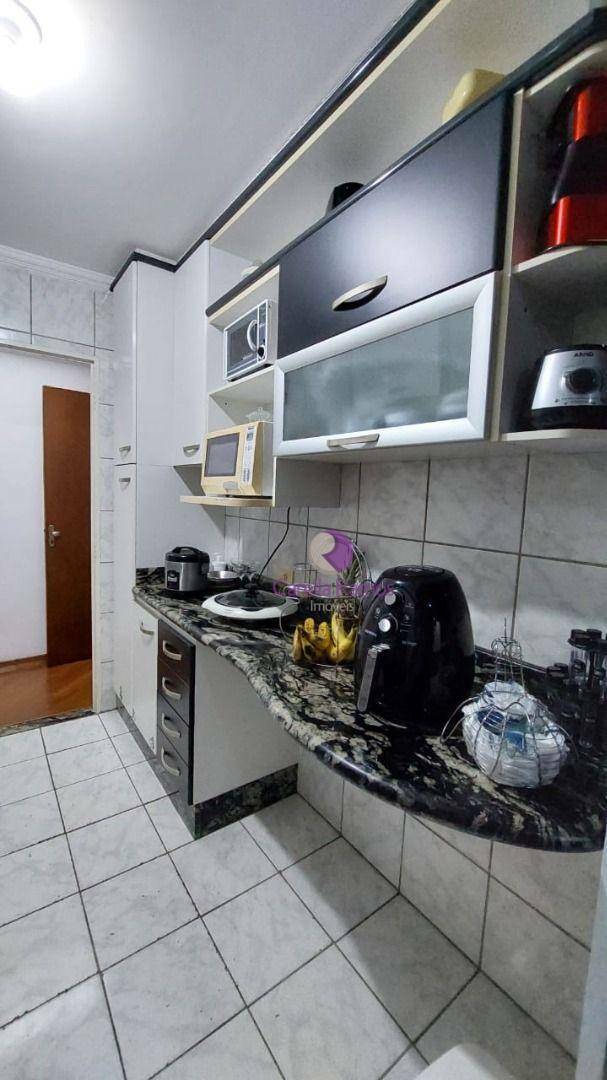 Apartamento à venda com 2 quartos, 60m² - Foto 6