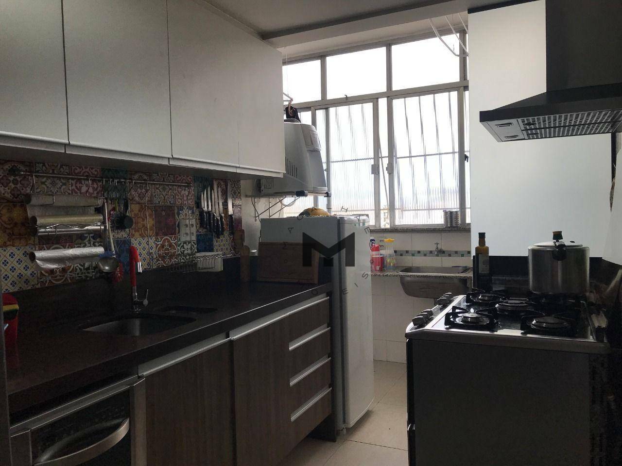 Apartamento à venda com 3 quartos, 95m² - Foto 5