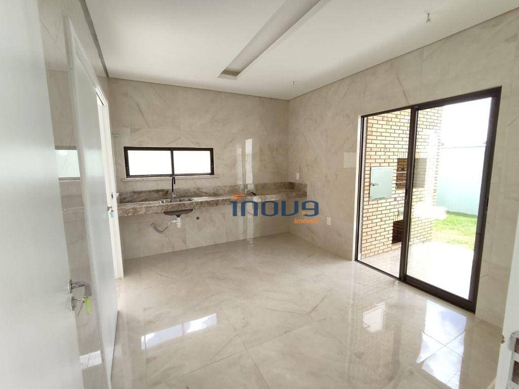 Casa à venda com 4 quartos, 247m² - Foto 5