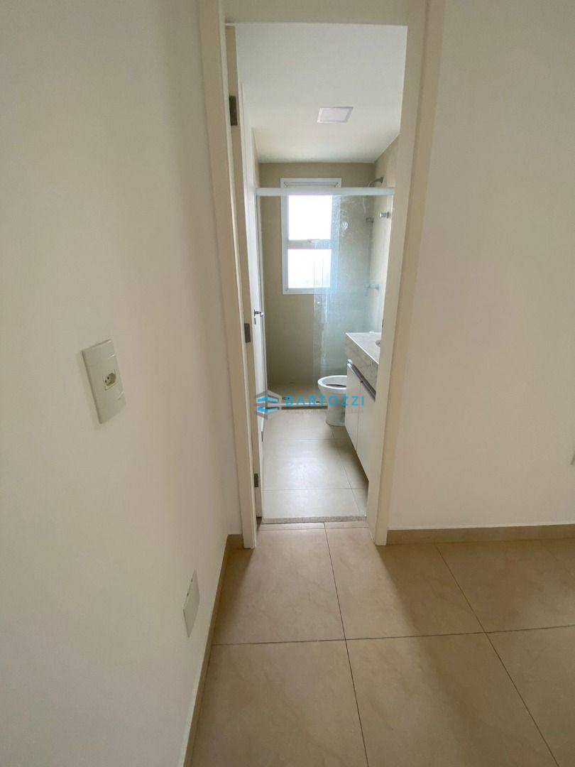 Apartamento para alugar com 3 quartos, 124m² - Foto 26