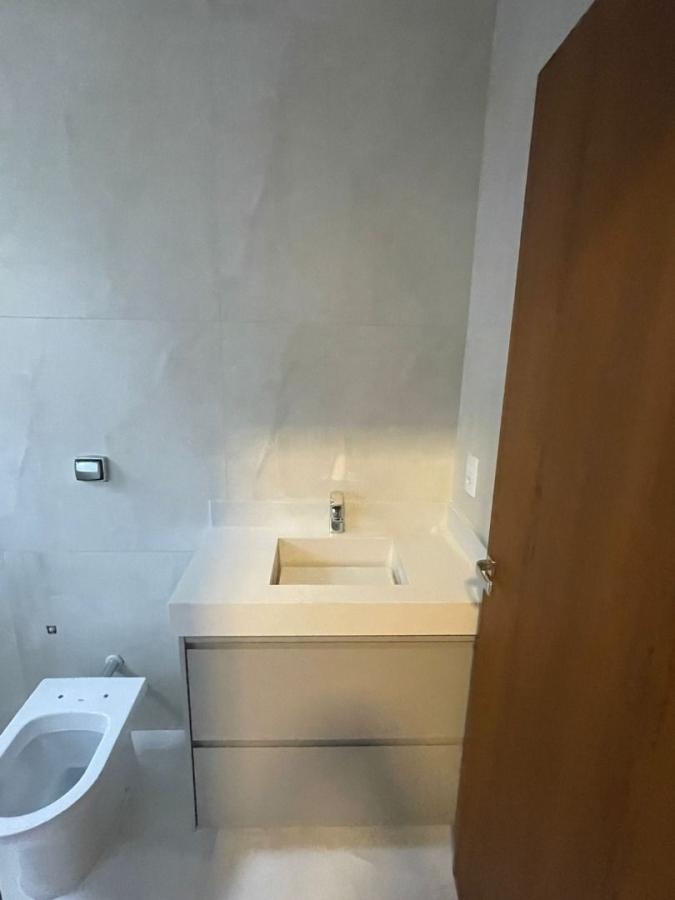 Casa à venda com 3 quartos, 211m² - Foto 19