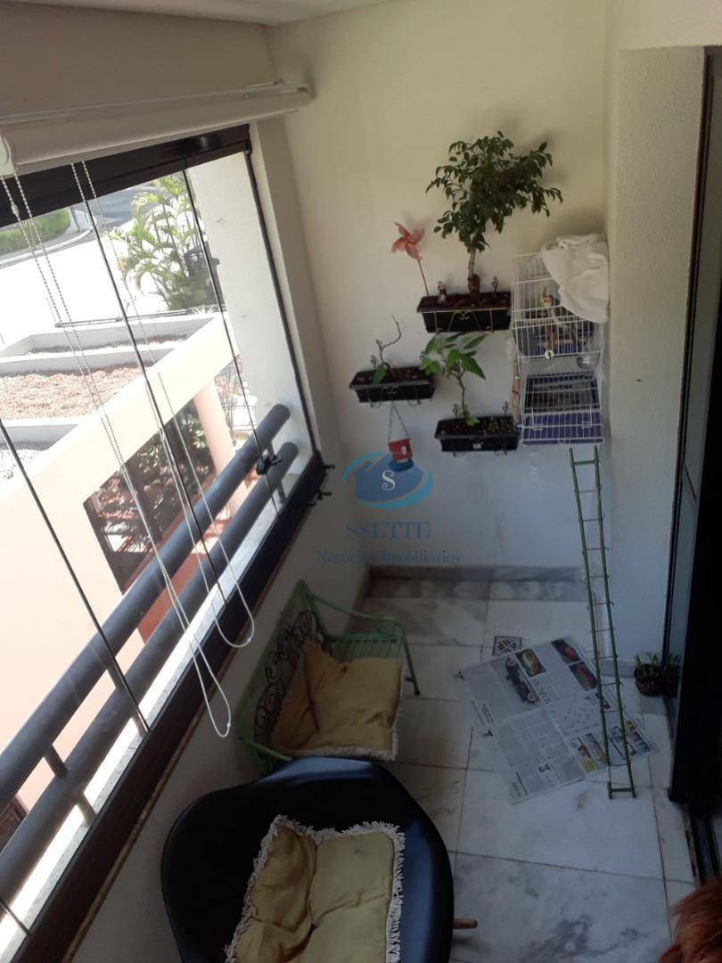 Apartamento à venda com 3 quartos, 105m² - Foto 14