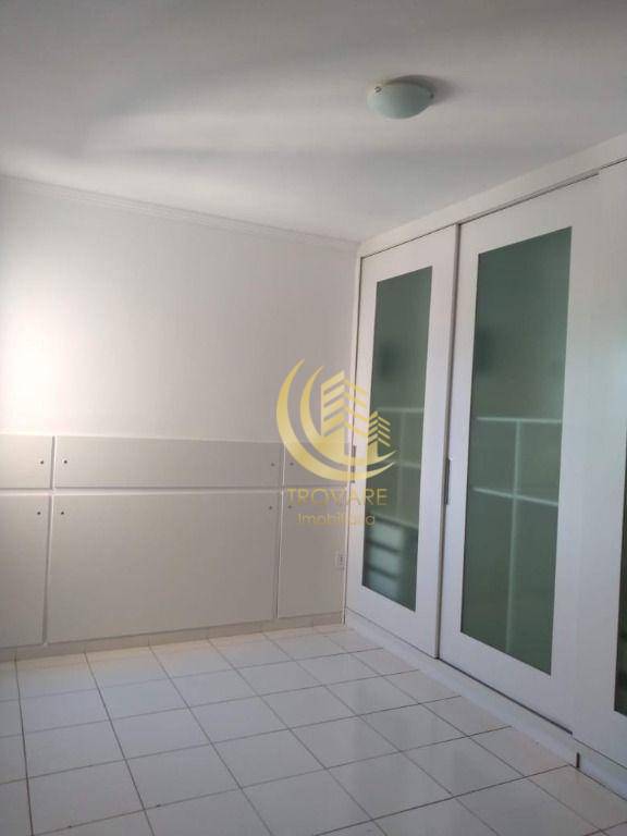 Apartamento à venda com 2 quartos, 75m² - Foto 7