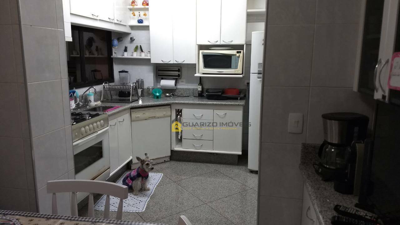 Apartamento à venda com 3 quartos, 161m² - Foto 4