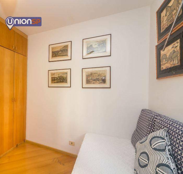 Apartamento à venda com 2 quartos, 74m² - Foto 7