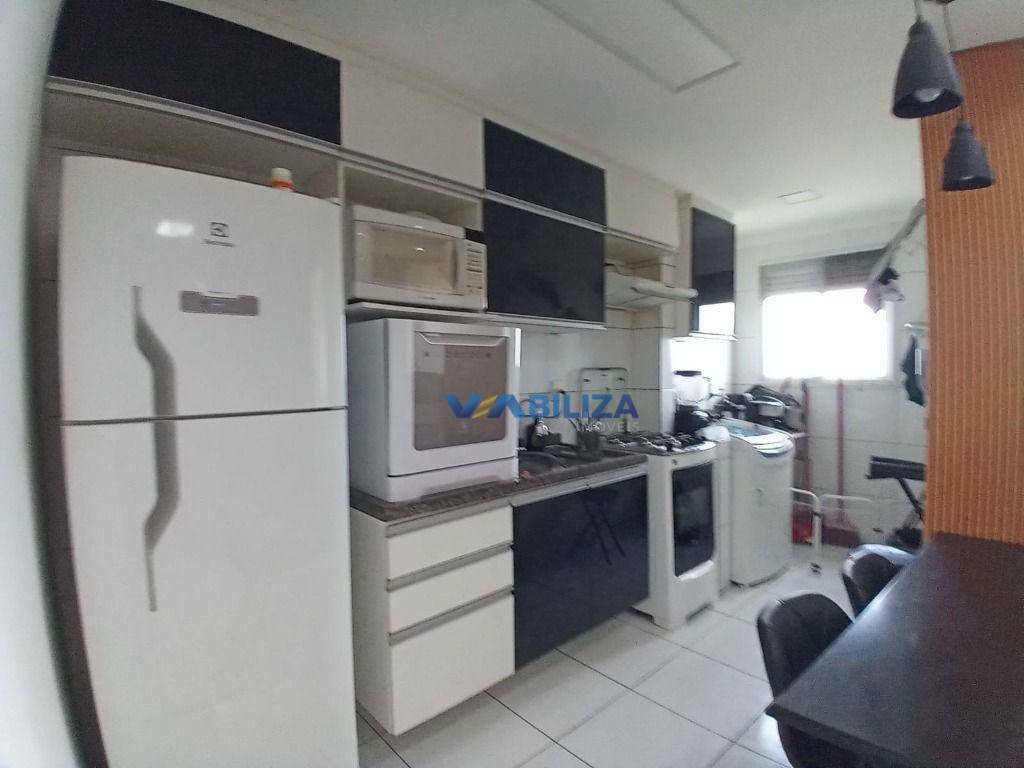 Apartamento à venda com 2 quartos, 55m² - Foto 11