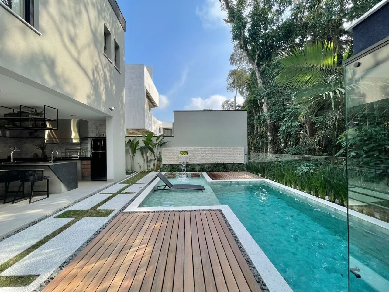 Casa à venda com 5 quartos, 389m² - Foto 17