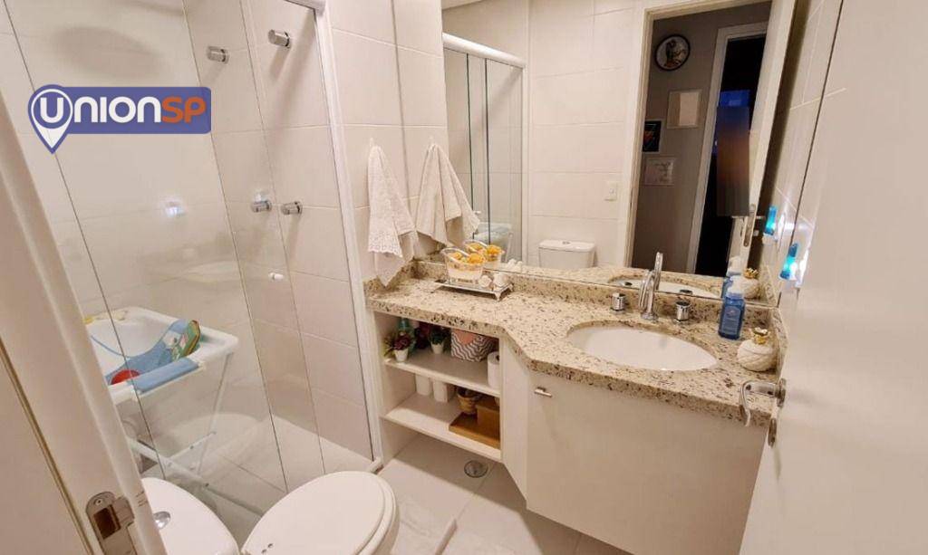 Apartamento à venda com 2 quartos, 67m² - Foto 9