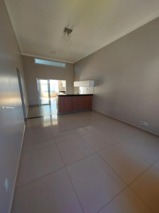 Casa à venda com 3 quartos, 131m² - Foto 33