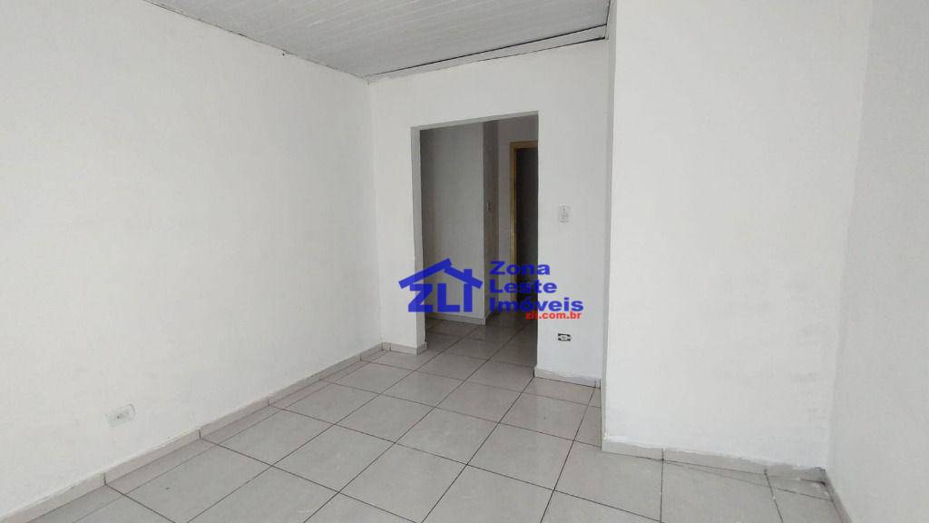 Apartamento para alugar com 2 quartos, 70m² - Foto 14