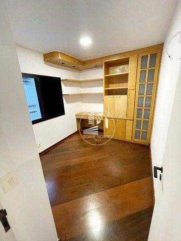 Apartamento à venda com 2 quartos, 70m² - Foto 14