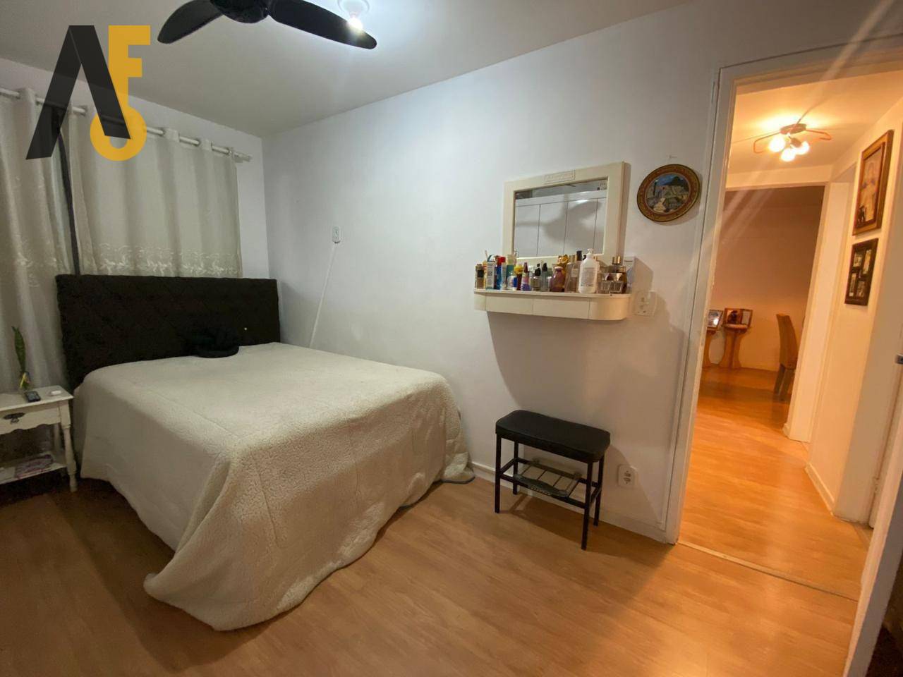 Apartamento à venda com 3 quartos, 77m² - Foto 9