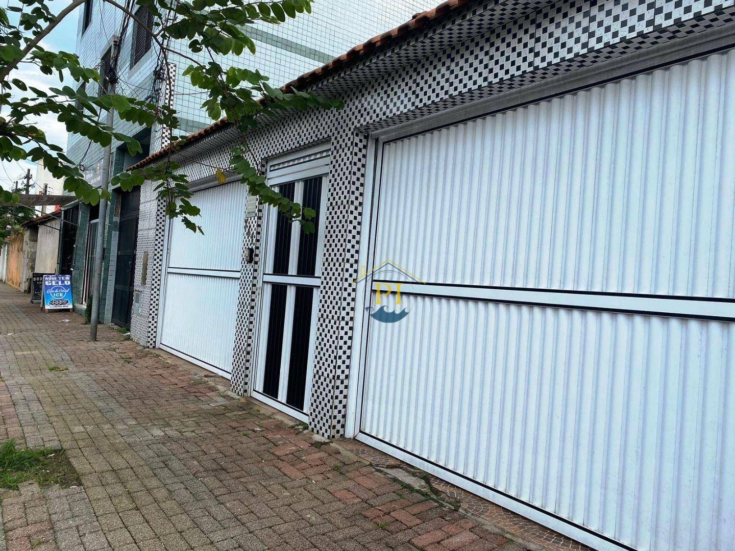 Casa à venda com 3 quartos, 250m² - Foto 1