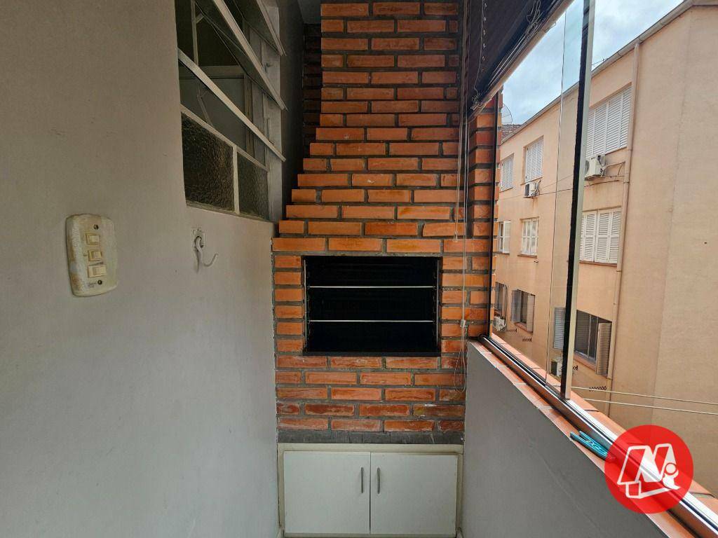 Apartamento para alugar com 2 quartos, 70m² - Foto 28