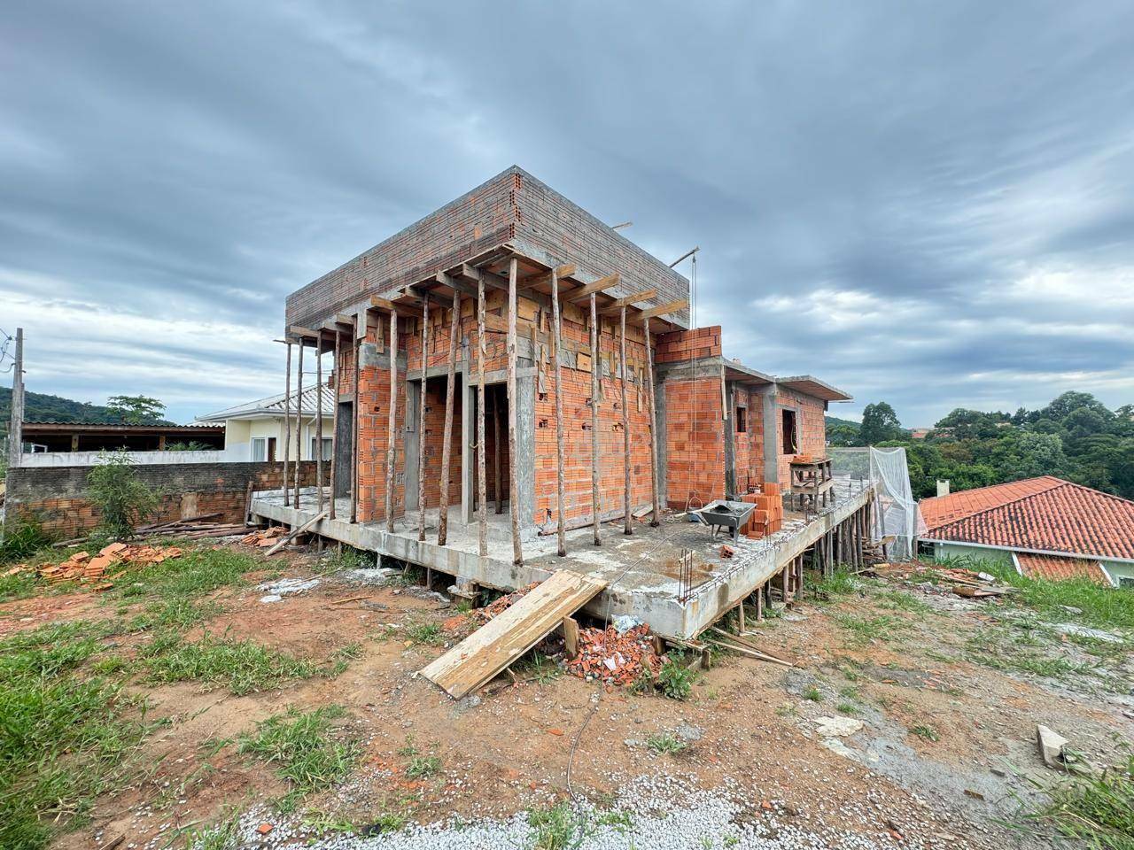 Casa à venda com 2 quartos, 55m² - Foto 2