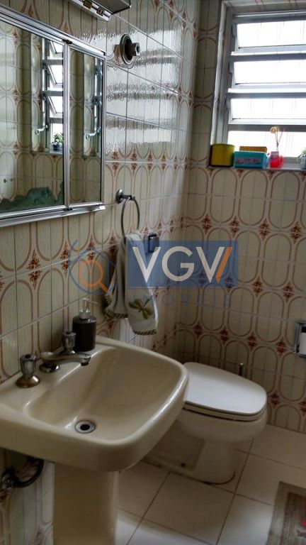 Casa à venda com 3 quartos, 250m² - Foto 6