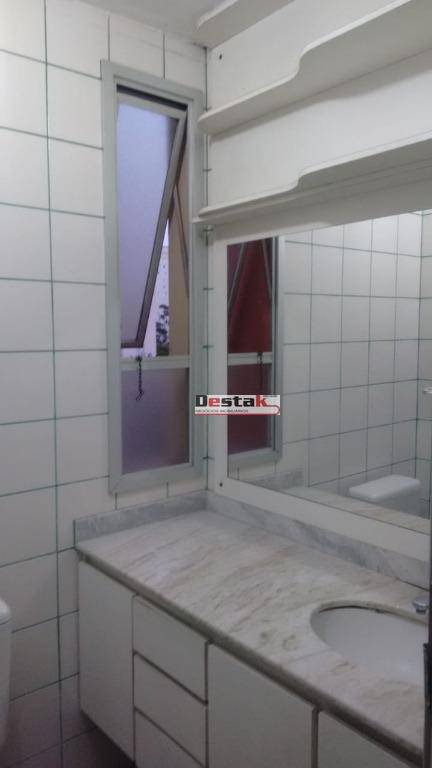 Apartamento à venda com 3 quartos, 71m² - Foto 11