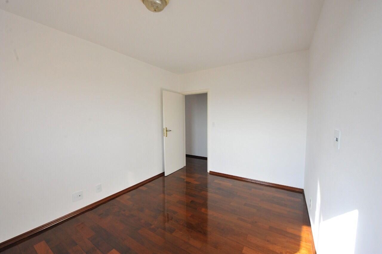 Apartamento à venda com 3 quartos, 150m² - Foto 13