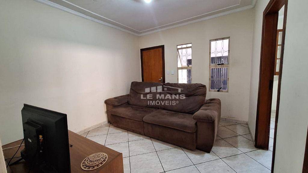 Casa à venda com 4 quartos, 150m² - Foto 30