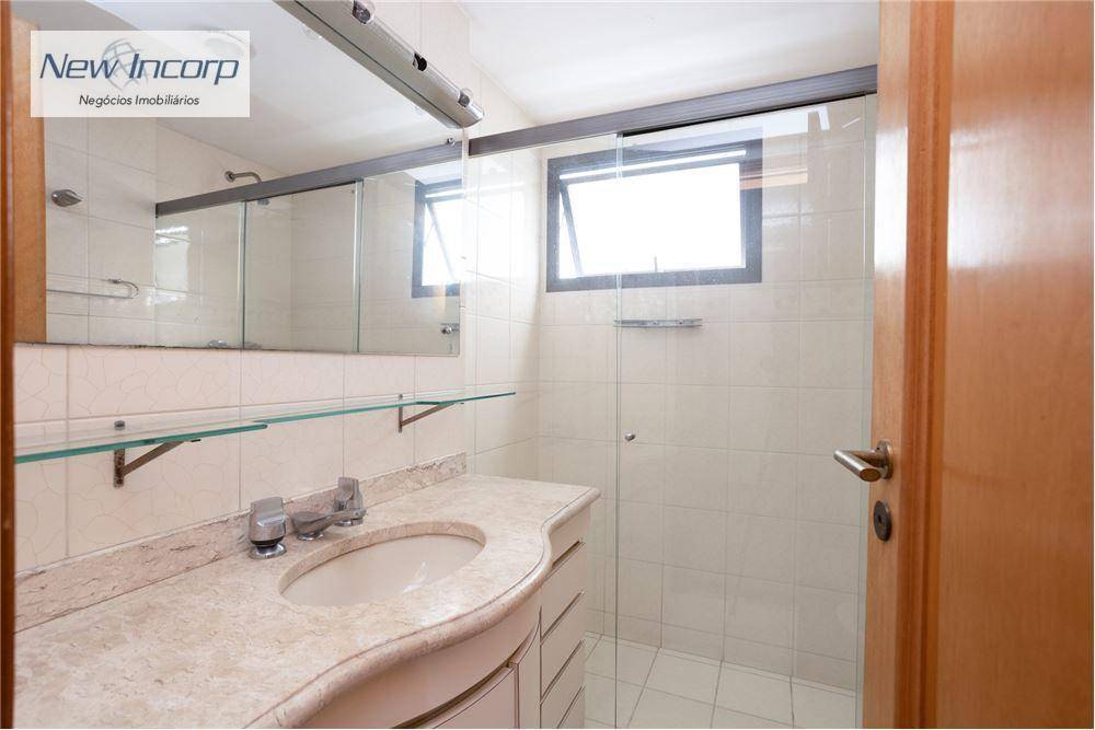 Apartamento à venda com 4 quartos, 204m² - Foto 28