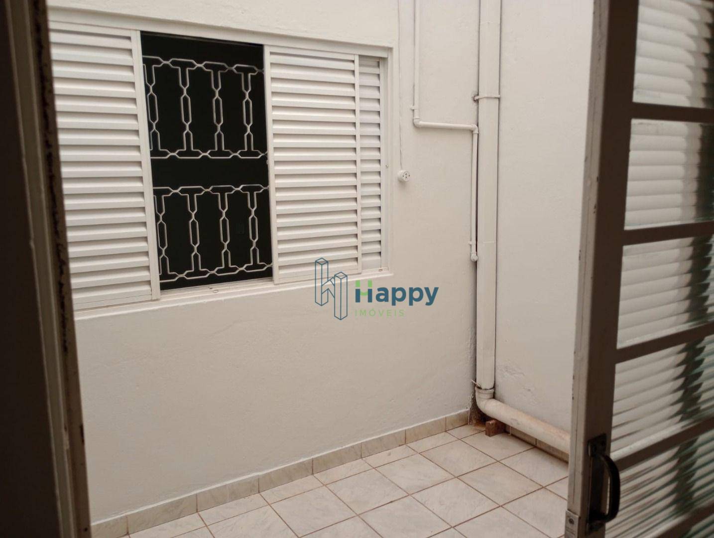 Casa para alugar com 4 quartos, 180m² - Foto 19