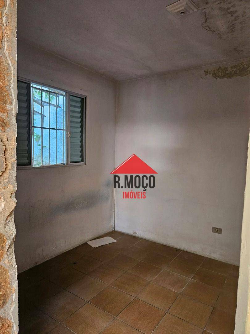 Casa à venda com 3 quartos, 78m² - Foto 12