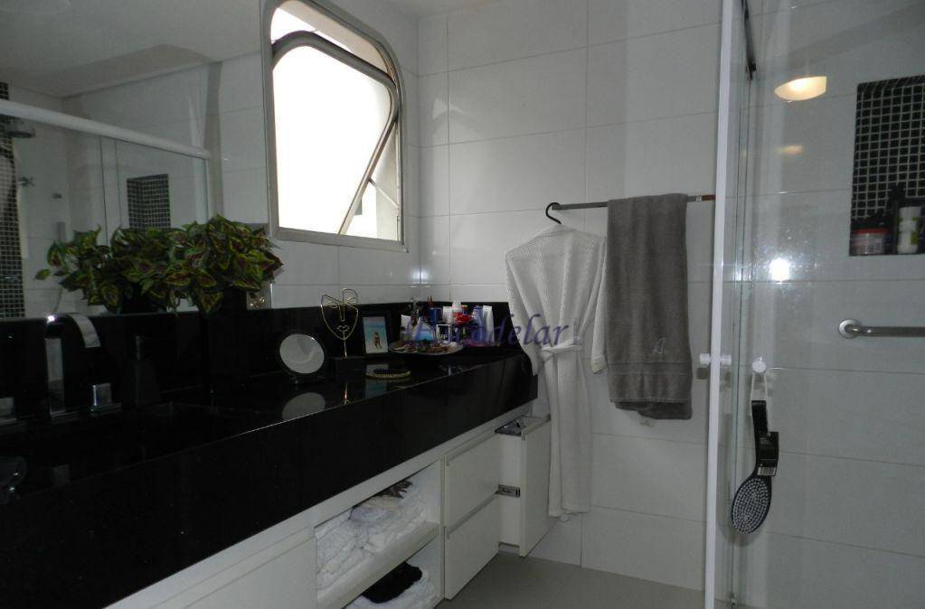 Apartamento à venda e aluguel com 4 quartos, 209m² - Foto 20