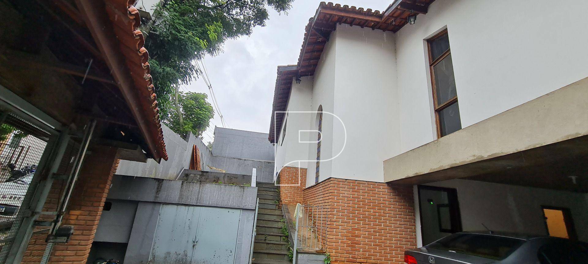 Casa à venda com 3 quartos, 318m² - Foto 27