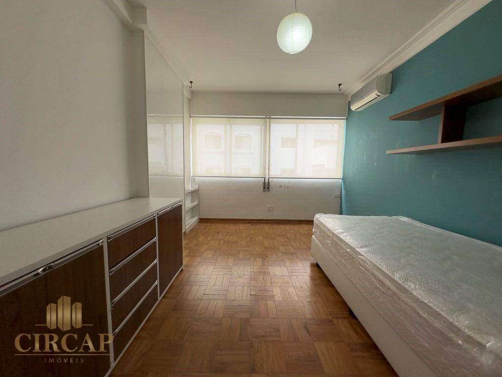 Apartamento à venda com 3 quartos, 176m² - Foto 8