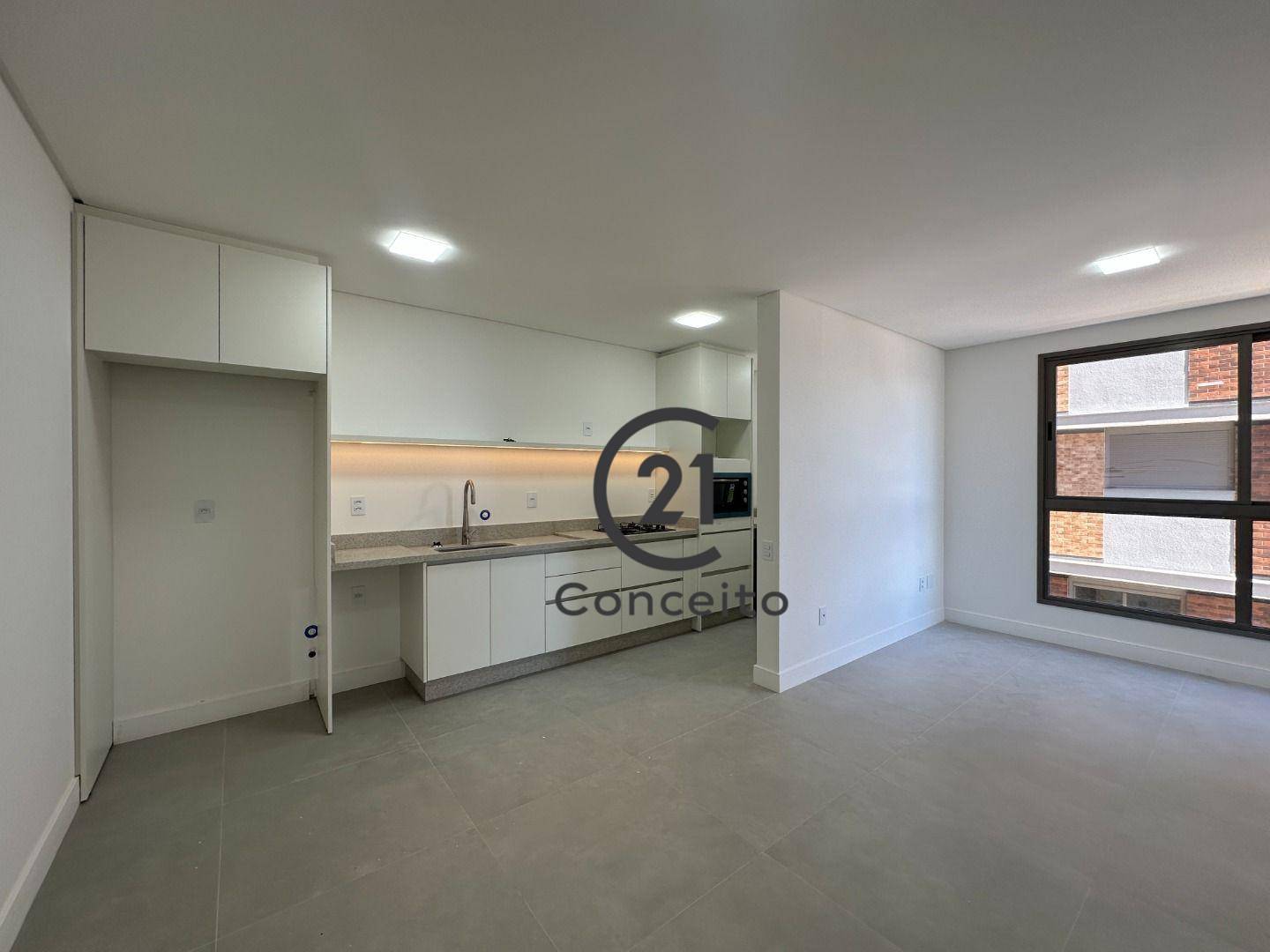Apartamento para alugar com 2 quartos, 70m² - Foto 1
