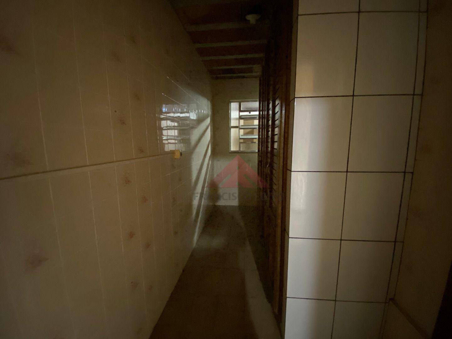 Apartamento à venda com 2 quartos, 70m² - Foto 8