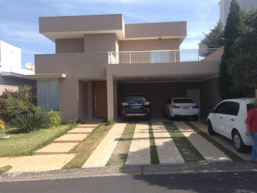 Casa de Condomínio à venda com 3 quartos, 320m² - Foto 2