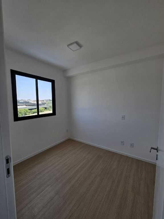 Apartamento à venda com 2 quartos, 37m² - Foto 11