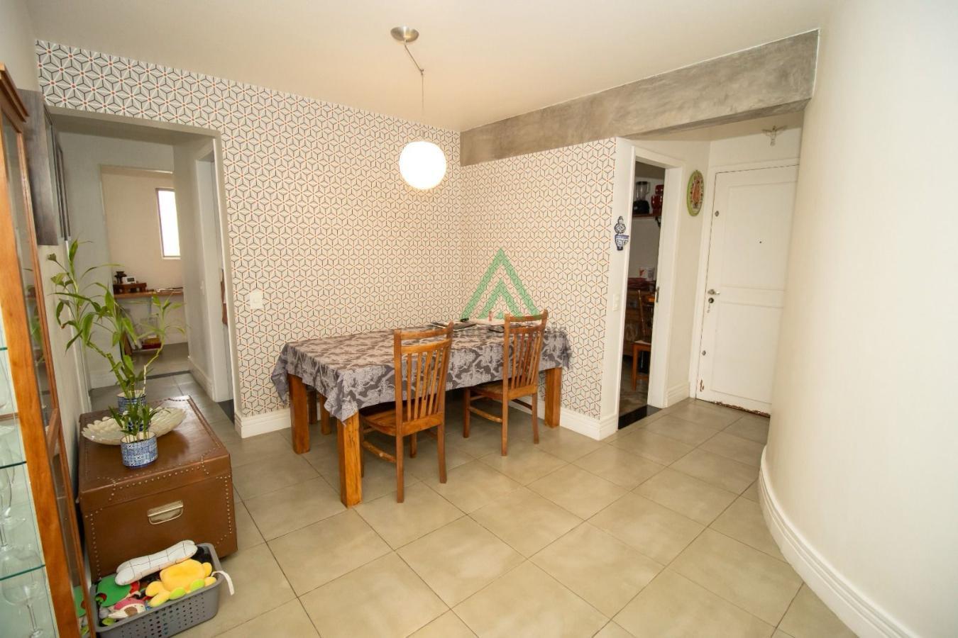 Apartamento à venda com 2 quartos, 80m² - Foto 23