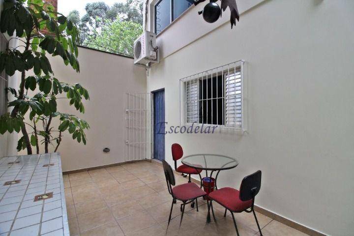 Casa à venda com 3 quartos, 240m² - Foto 15